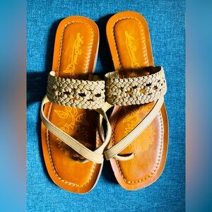 Lucky Brand Women's Beckery Woven Flat Sandals